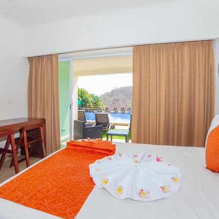 Princess Mayev Santa Cruz - Huatulco Exterior foto