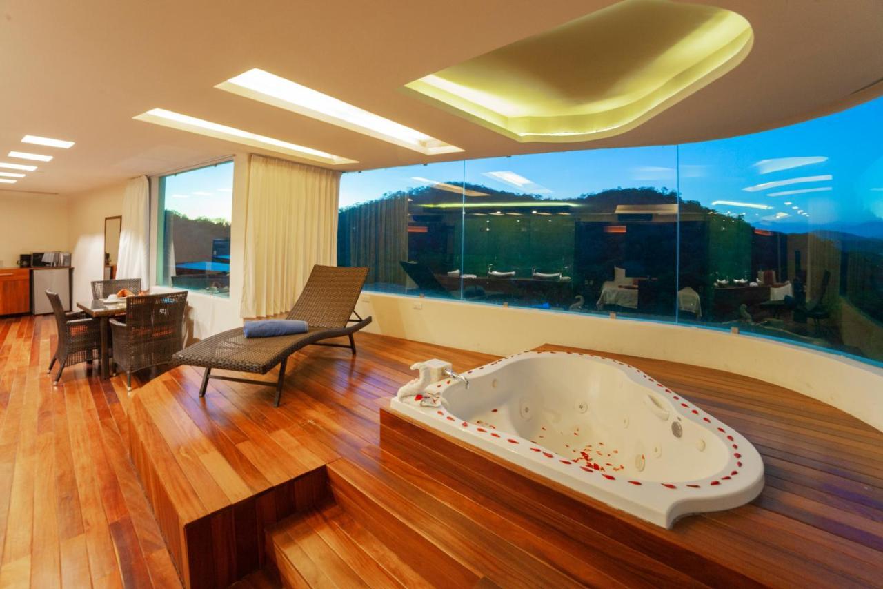 Princess Mayev Santa Cruz - Huatulco Exterior foto