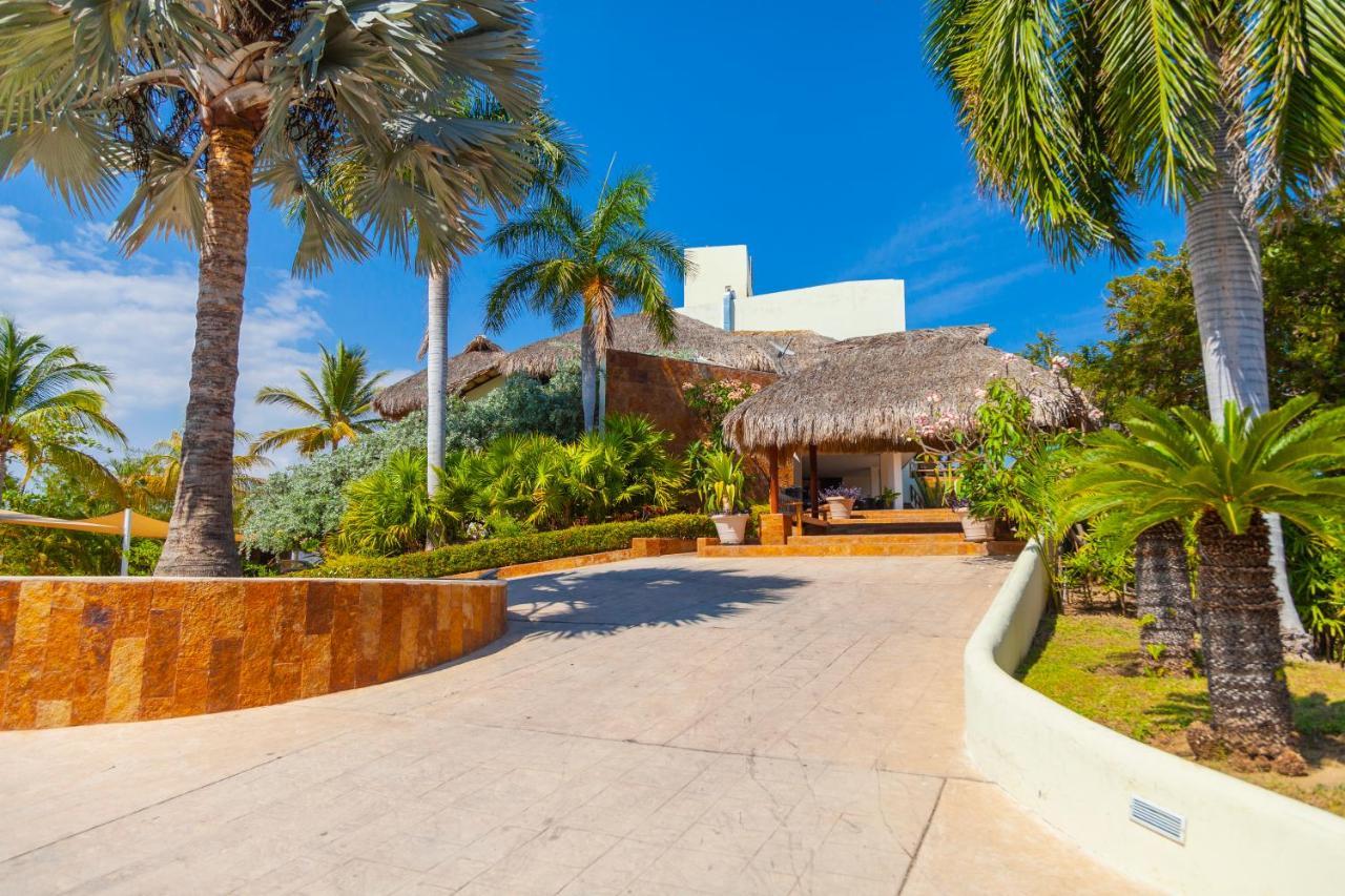 Princess Mayev Santa Cruz - Huatulco Exterior foto